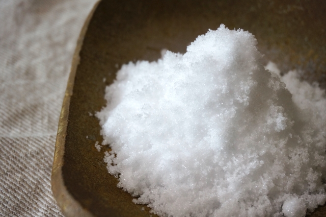 盛り塩は目的と用途に合わせて選ぶ【盛り塩のおすすめ３選】